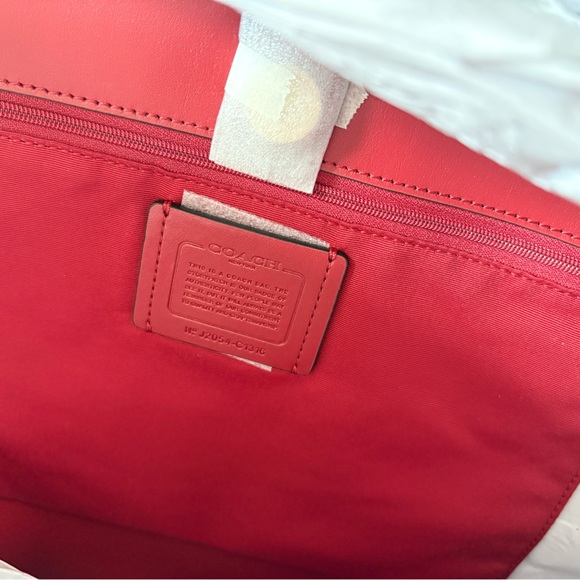 NWT RARE Coach City Tote in Rainbow Signature Canvas, style number C1316 - Picture 4 of 7